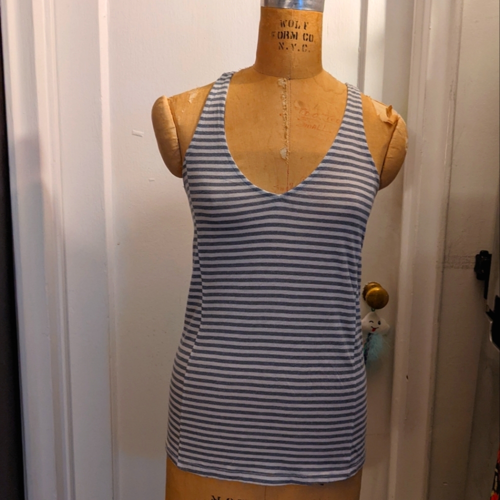 Medium Urban Outfitters BDG. Light Gray Striped Racerback